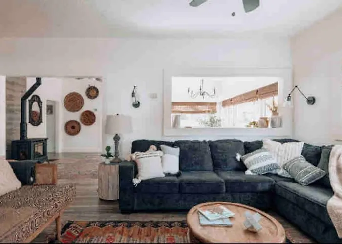 Gorgeous Home-amazing Yard-fire Pit-walk To Town * Williams