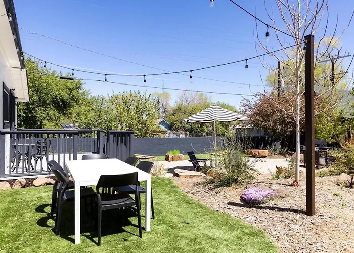 Gorgeous Home-amazing Yard-fire Pit-walk To Town Holiday home Williams