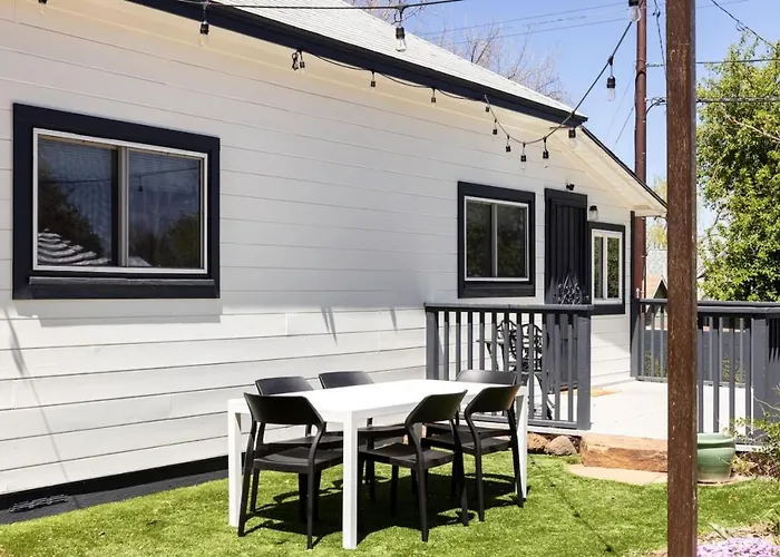 Gorgeous Home-amazing Yard-fire Pit-walk To Town Holiday home Williams